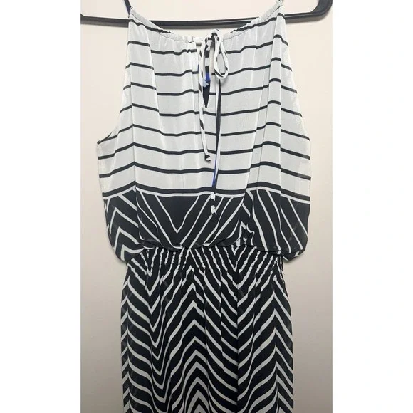 En Focus Studio Striped Maxi Dress Black White Blue Drawstring Strap Size 12 - Picture 3 of 7
